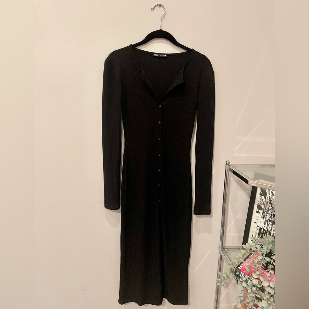 Zara Buttoned Maxi dress